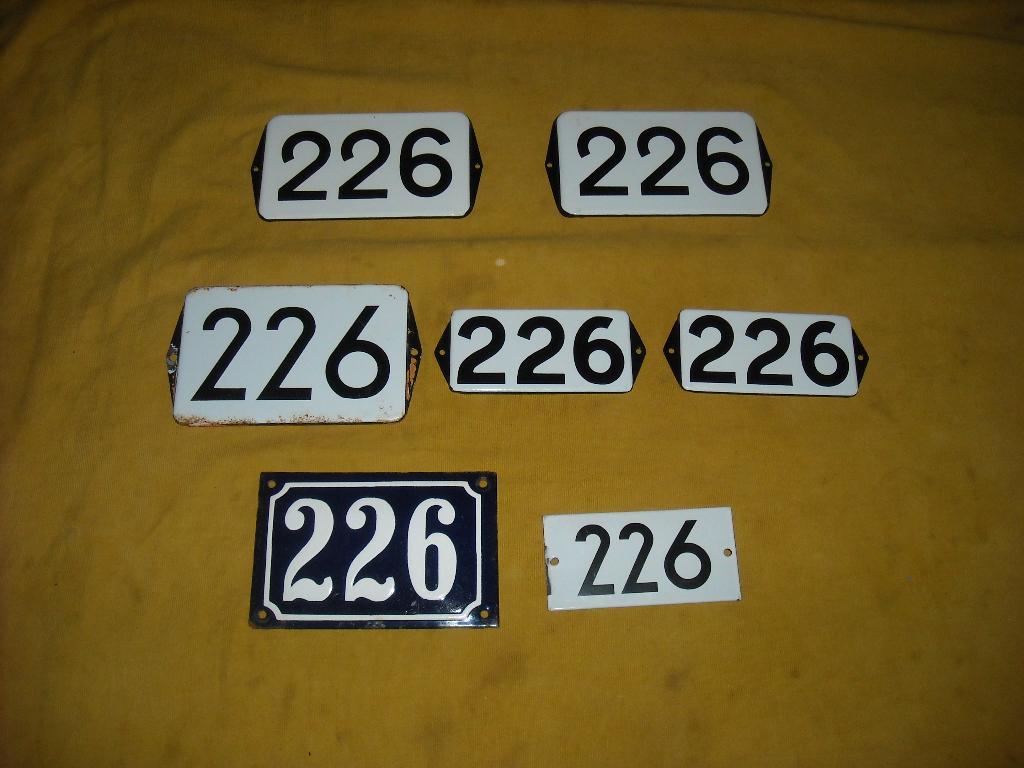 oud emaille huisnummer 226 ook 227 228 229 230 231 232 233 1, Ophalen of Verzenden