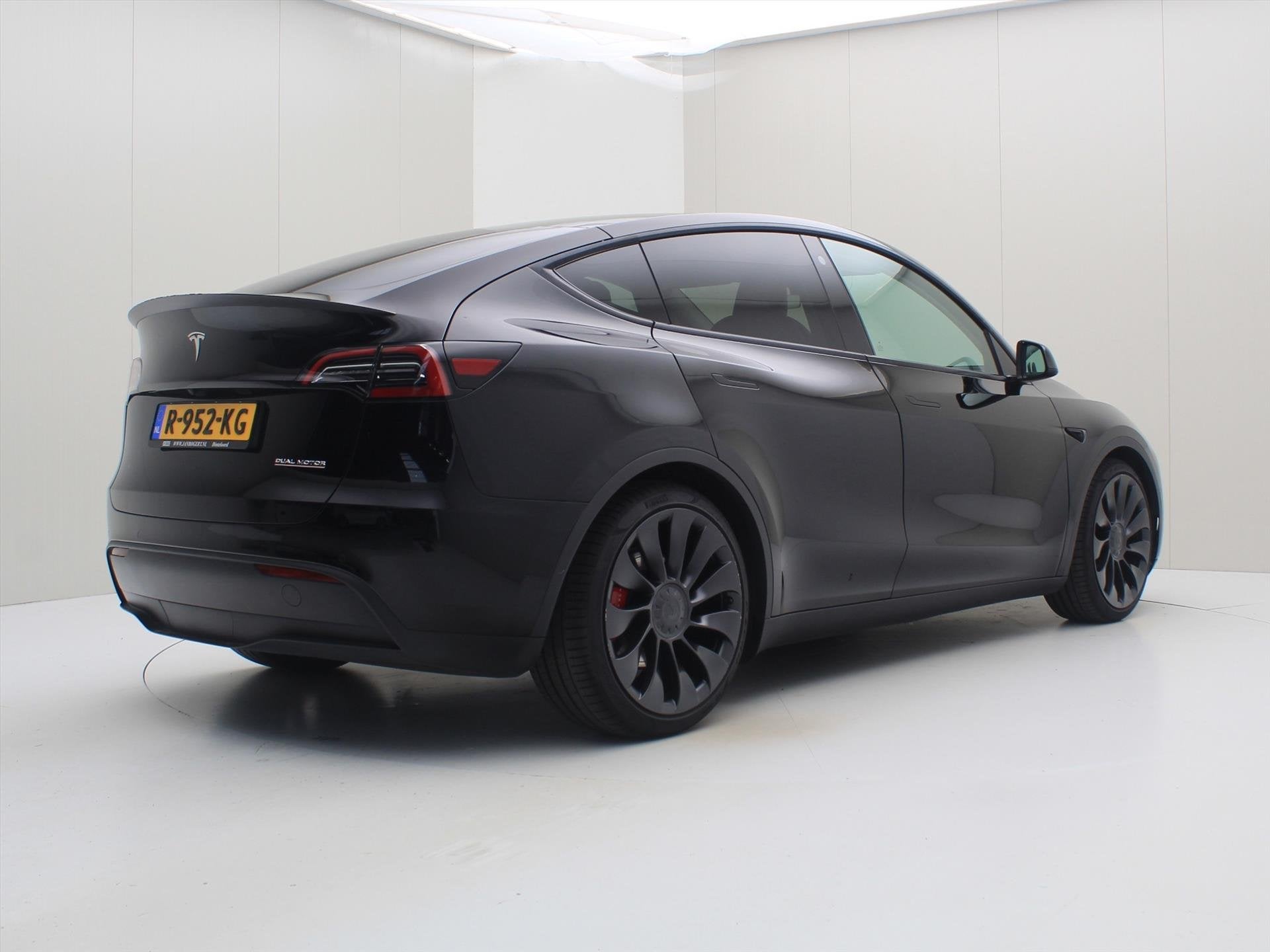 Tesla Model Y Performance 534pk AWD 93% SoH [ 21 INCH+WARMTE, Auto's, Automaat, Gebruikt, Zwart, Adaptive Cruise Control