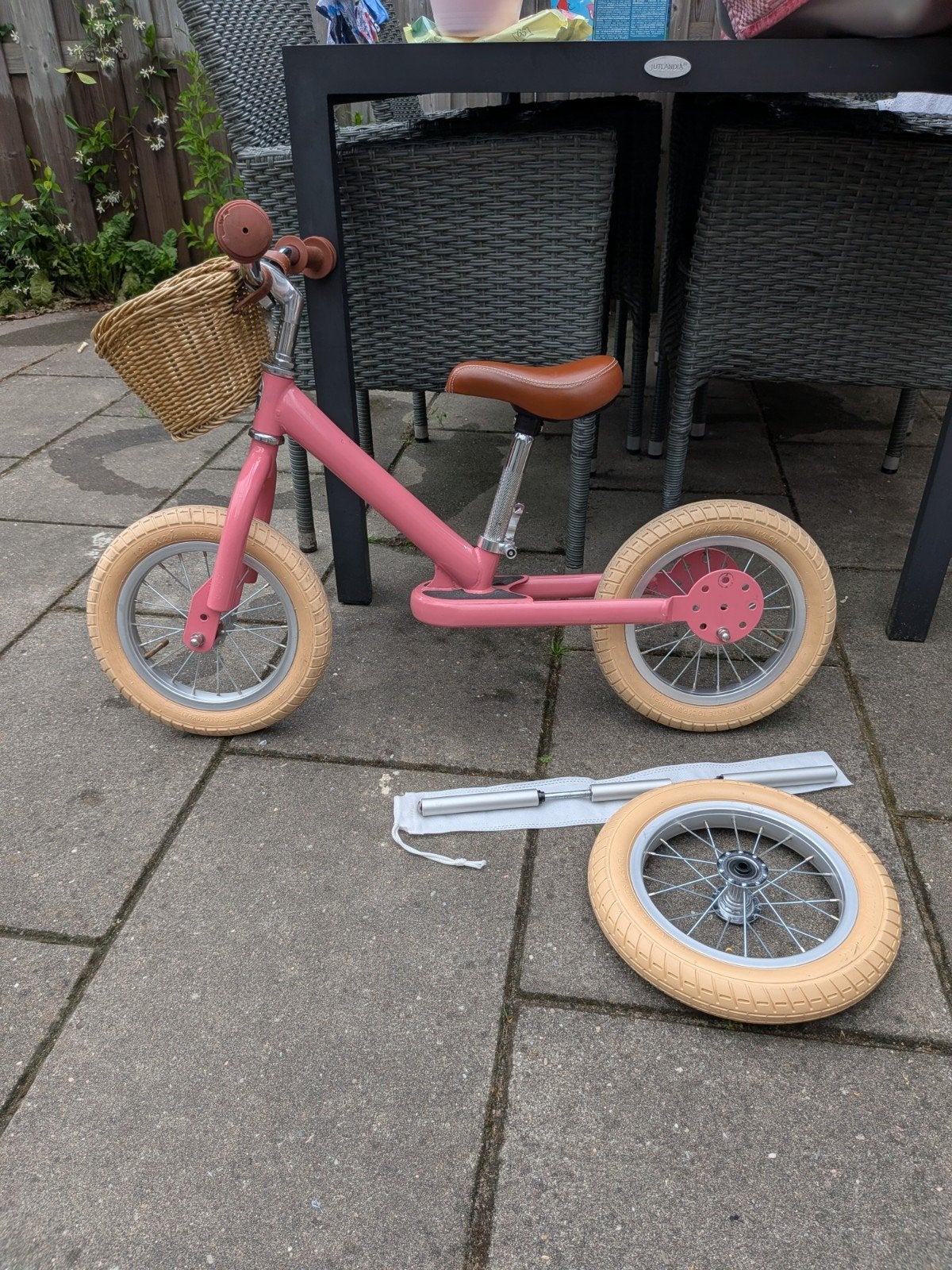 Trybike roze, Ophalen, Gebruikt, Loopfiets