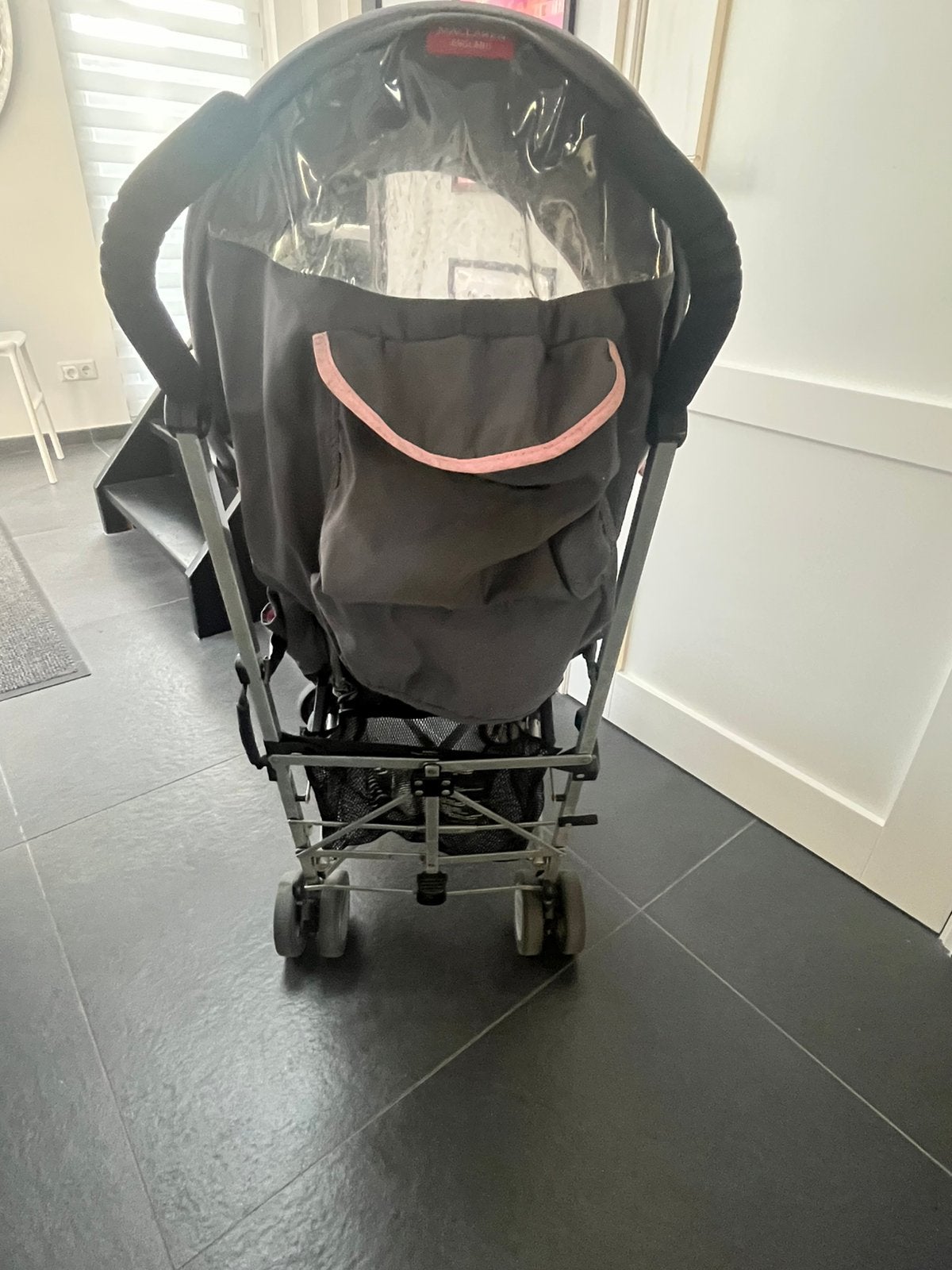Maclaren Quest buggy grijs-roze, Kinderen en Baby's, Ophalen, Gebruikt, Maclaren, Verstelbare rugleuning