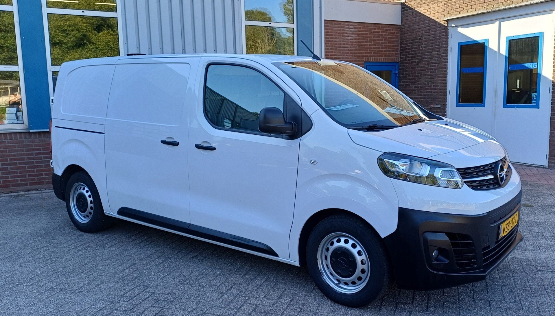 Opel Vivaro-e L2H1 Edition 75 kWh 3zits,SOH 92.1 cruise,, Auto's, Verwarmde buitenspiegels, Gebruikt, Wit, Origineel Nederlands
