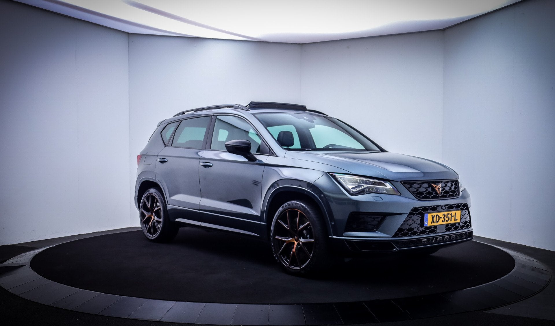 CUPRA Ateca 2.0 TSI 4DRIVE PANO | BEATS | VIRTUAL | 360 CAM, Auto's, Gebruikt, 4 cilinders, 1984 cc, Bedrijf