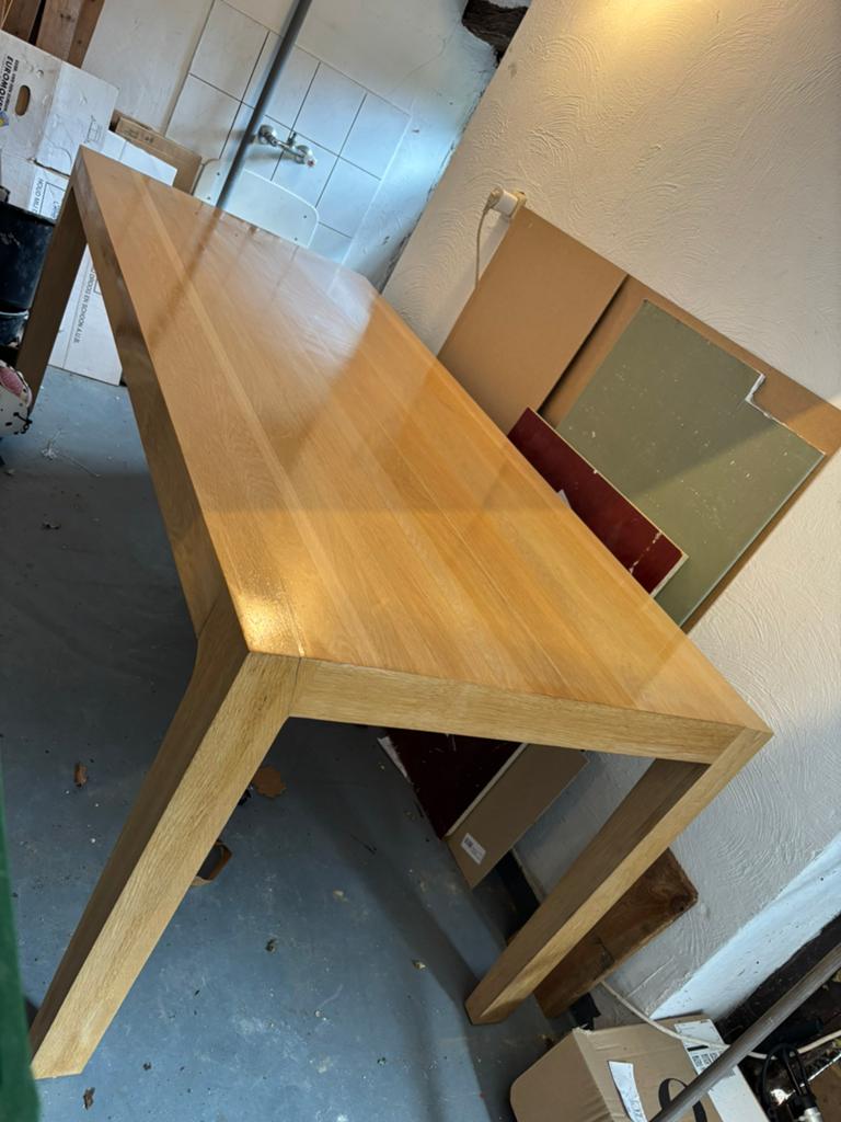 Massief eiken tafel, handgemaakt door timmerman, Huis en Inrichting, Tafels | Eettafels, Ophalen, Gebruikt, Eikenhout, 200 cm of meer