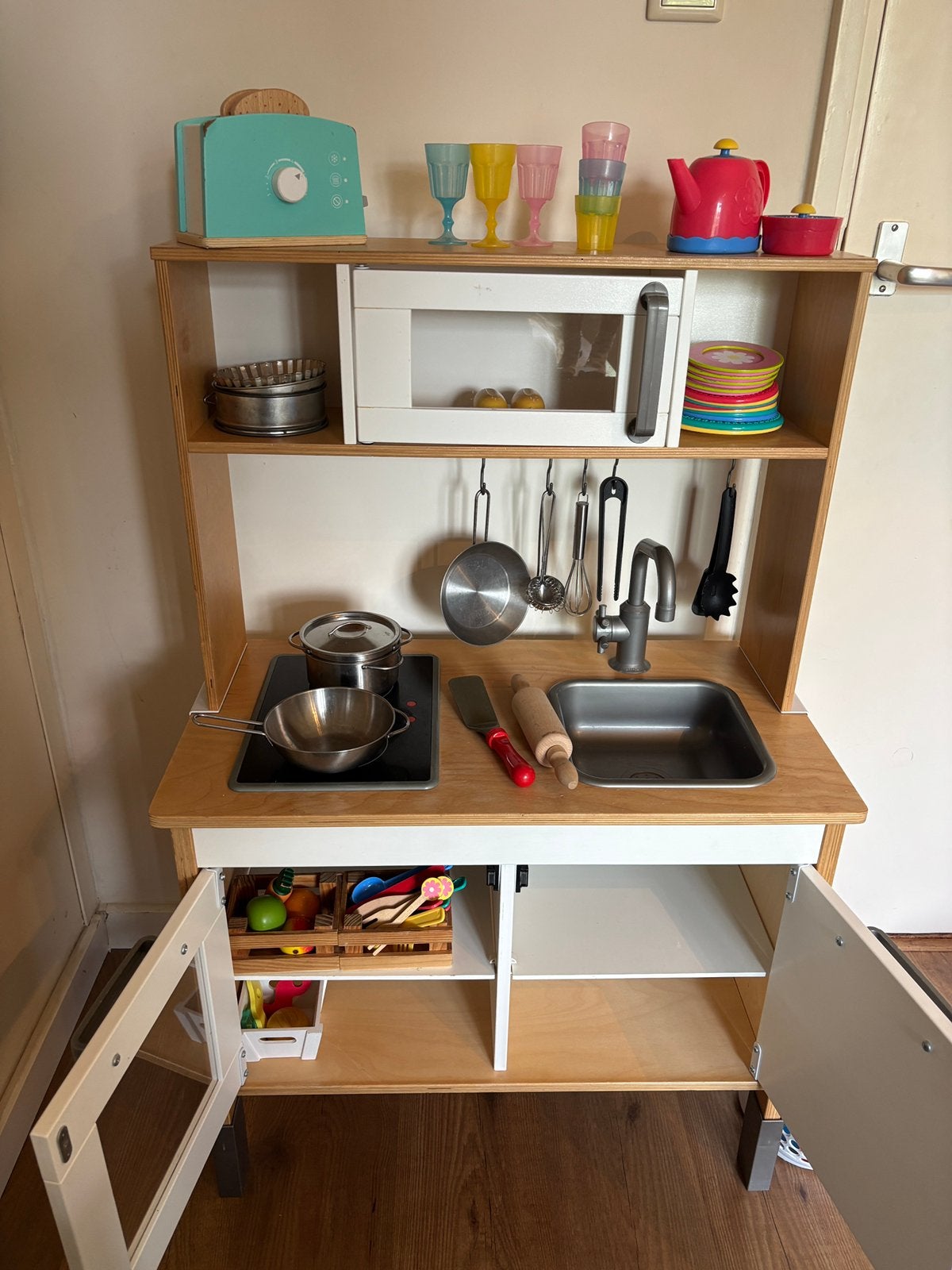 Speelkeuken met keuken en winkel accessoires, Ophalen, Gebruikt, Hout, Speelkeuken-accessoire