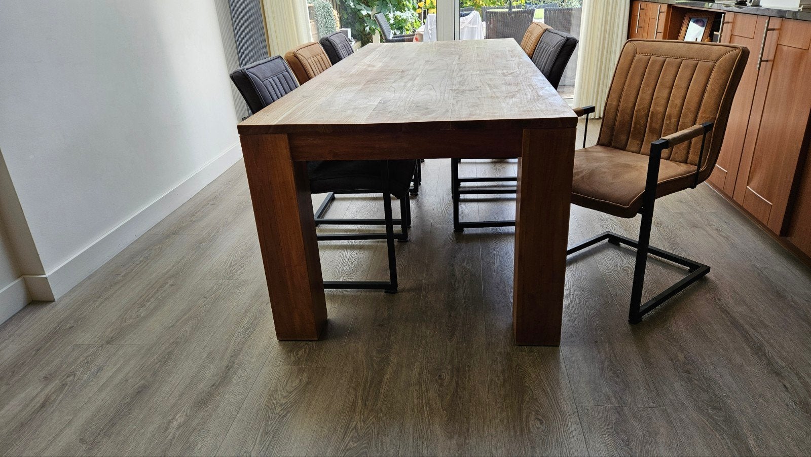 mooie teakhouten tafel met 6 robuuste stoelen, 100 tot 150 cm, Teakhout, 200 cm of meer, Ophalen of Verzenden