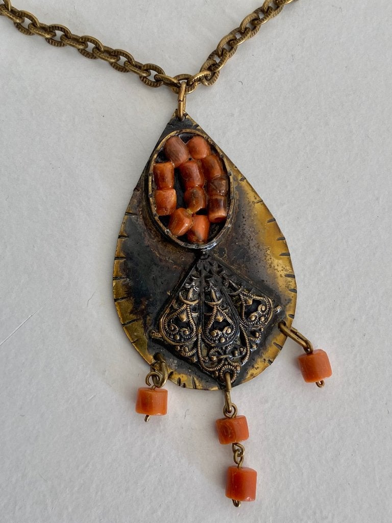 Vintage ketting koper druppelvorm koraalachtige kralen, Oranje, Ophalen of Verzenden, Zo goed als nieuw, Overige materialen