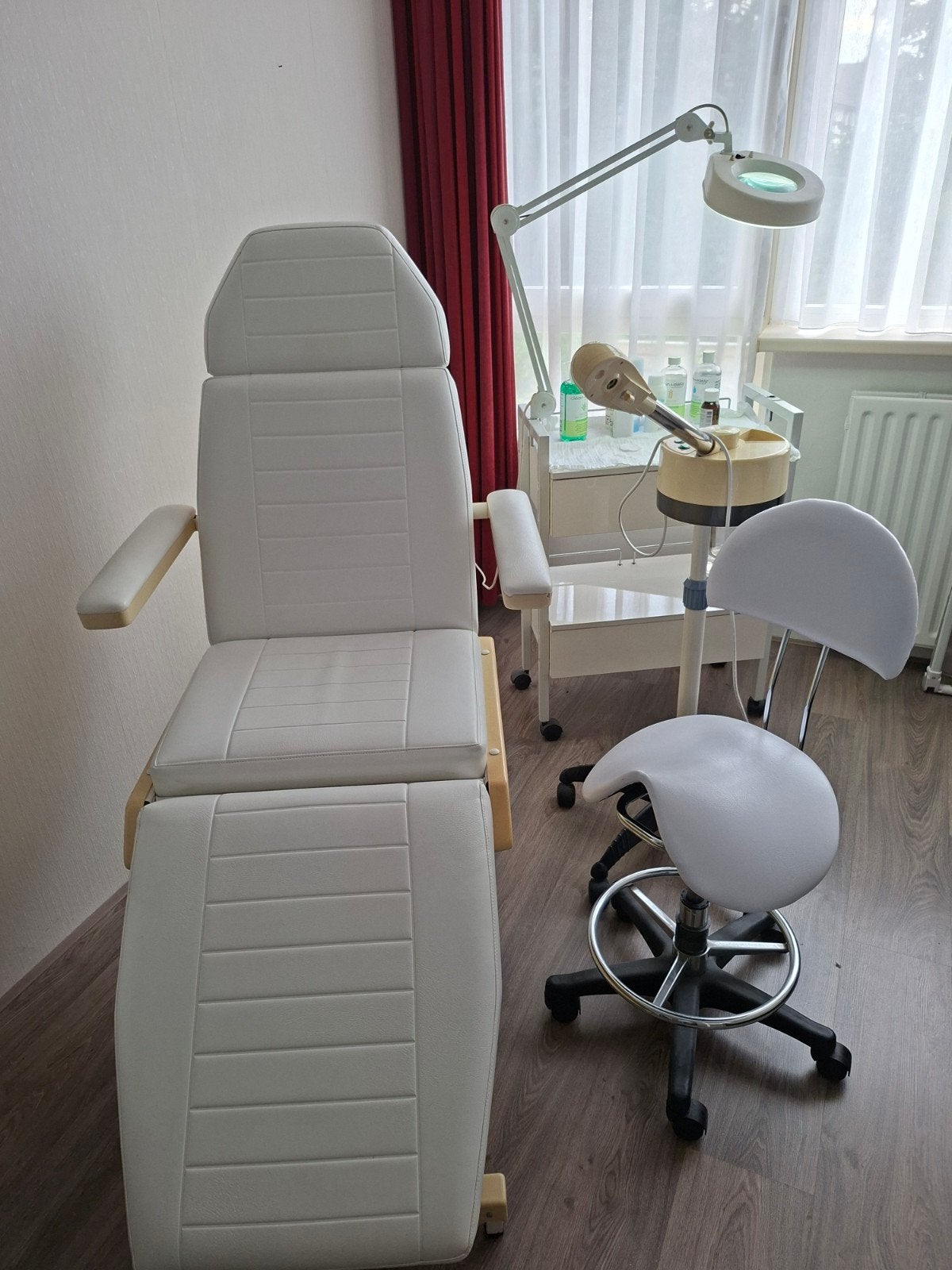Professionele behandelstoel/pedicurestoel, Ophalen of Verzenden, Gebruikt