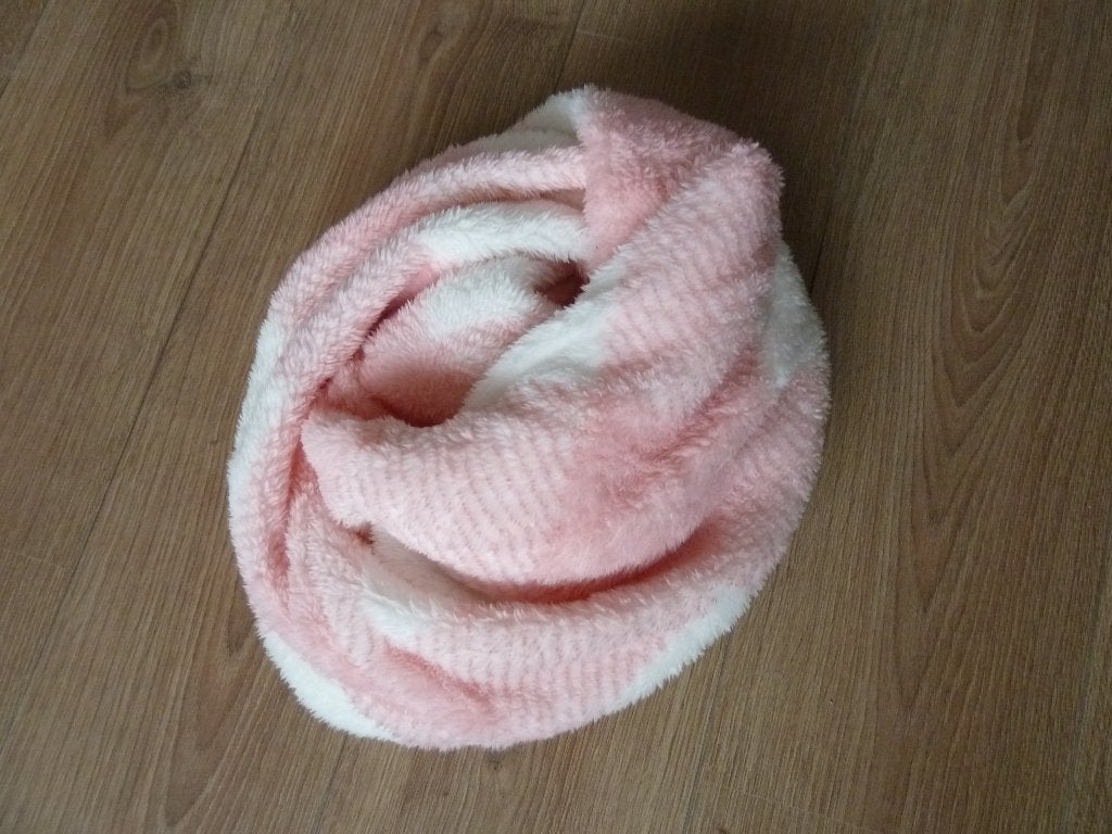 zachte coll sjaal, Kleding | Dames, Ophalen, Gedragen, Maat 38/40 (M), Sjaal