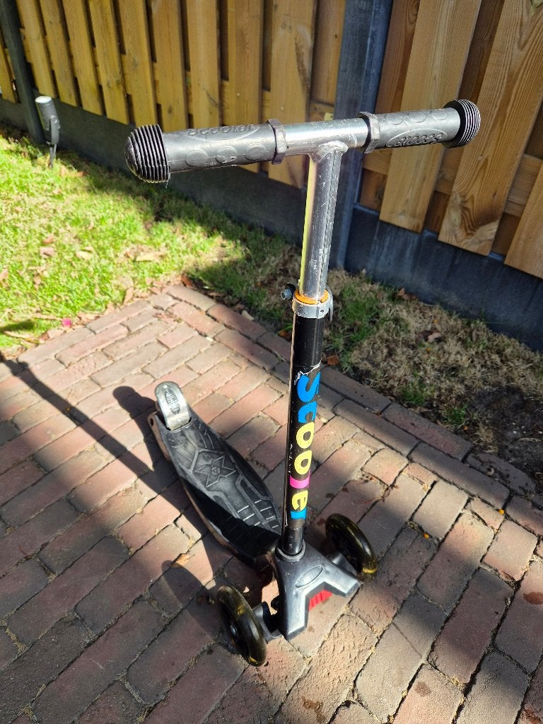 Kinder step met verlichting, Fietsen en Brommers, Steps, Ophalen, Gebruikt, Gewone step