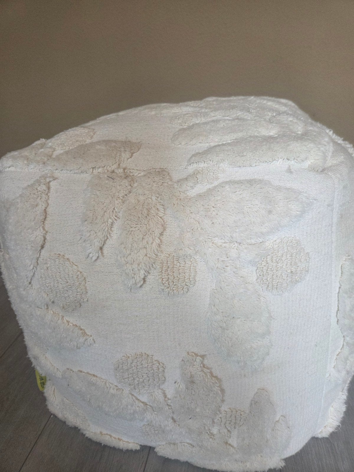 Witte Poef met Bladmotief - Mycha Ibiza, Ophalen, Minder dan 50 cm, Gebruikt, Vierkant