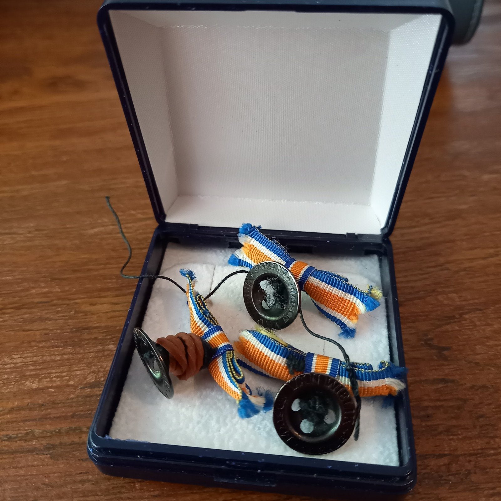 KL Nederlandse leger Orde van Oranje-Nassau medaille knoopsg, Ophalen of Verzenden, Landmacht, Nederland, Lintje, Medaille of Wings