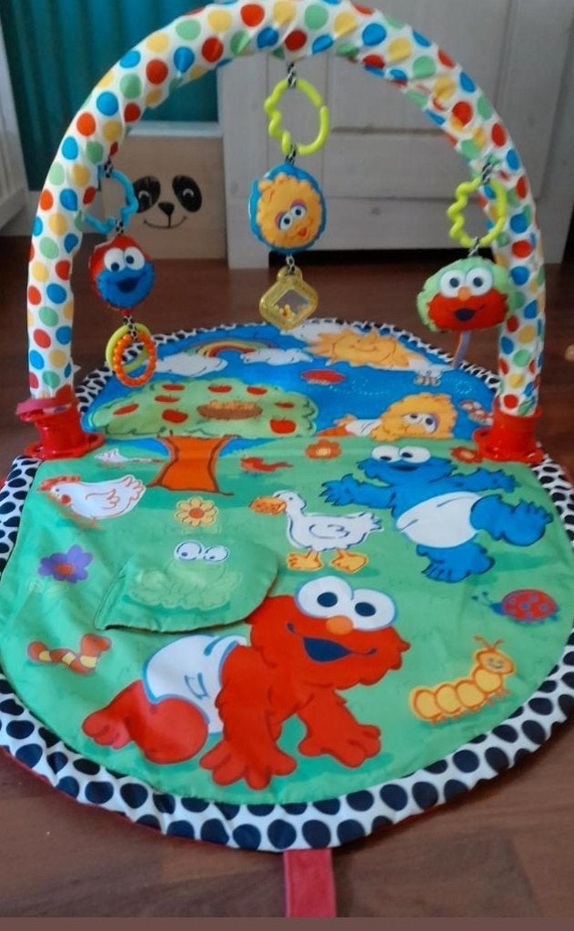 speelkleed Sesamstraat als nieuw in de tas met boog-kussen, Ophalen of Verzenden, Zo goed als nieuw