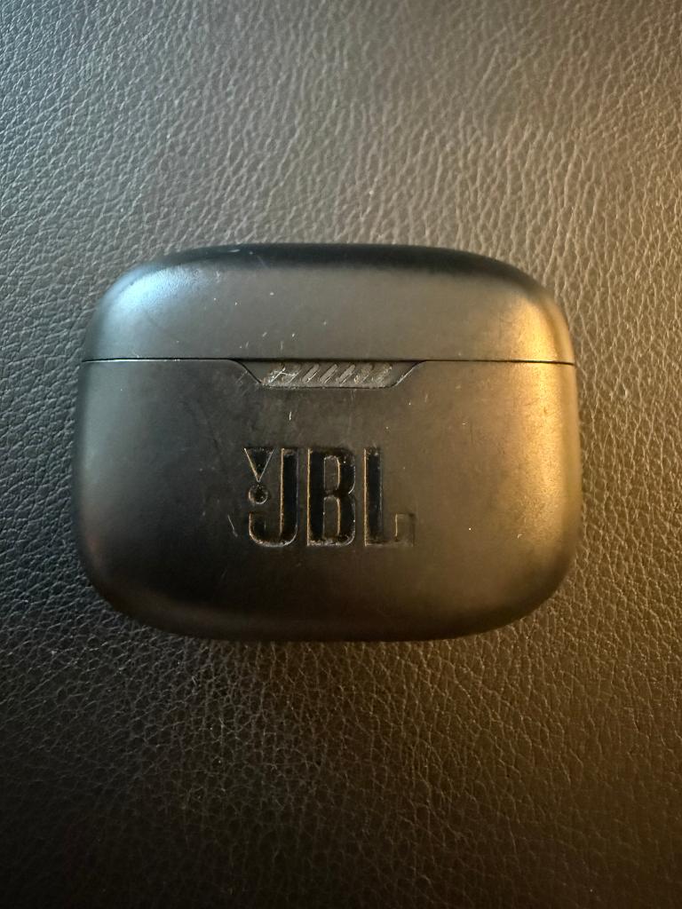 Original JBL Tune 130 black charging case, Gebruikt, Zwart, Ophalen of Verzenden, JBL