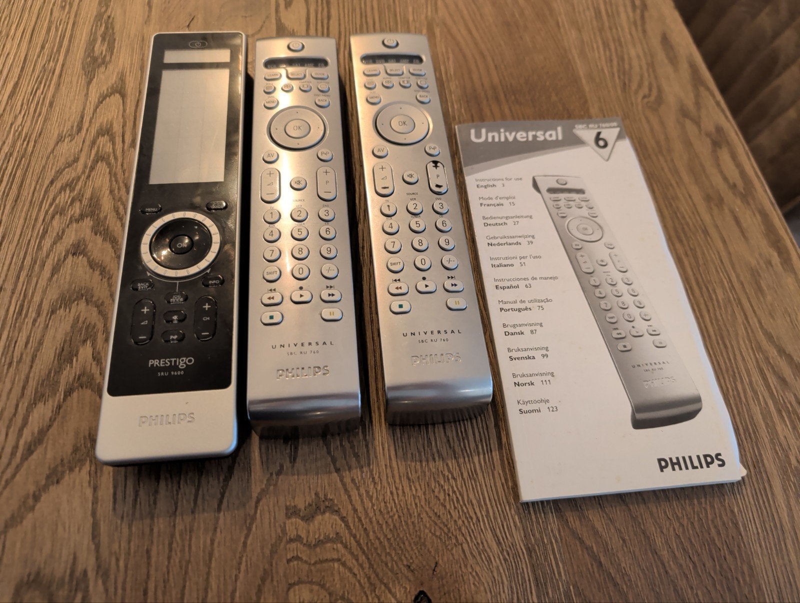 universele afstandsbedieningen 3x, Gebruikt, Universeel, Ophalen of Verzenden, Receiver of Versterker