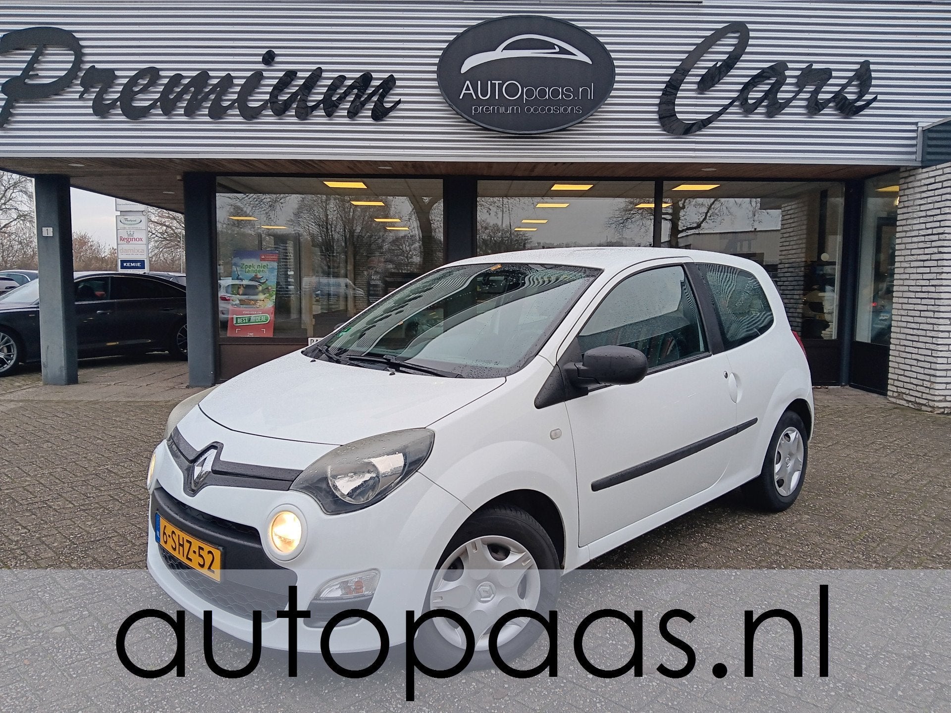 Renault Twingo 1.2 16V Parisienne|Airoc|BLUETOOTH|ORG NL|1st, Voorwielaandrijving, Gebruikt, Zwart, 4 cilinders