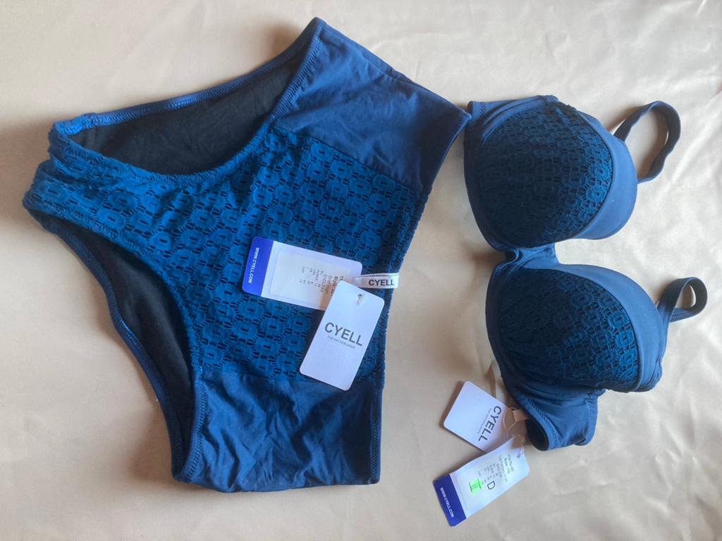 Nieuwe Cyell Bikini Set - Donkerblauw met Kant, Kleding | Dames, Badmode en Zwemkleding, Verzenden, Nieuw, Blauw, Bikini