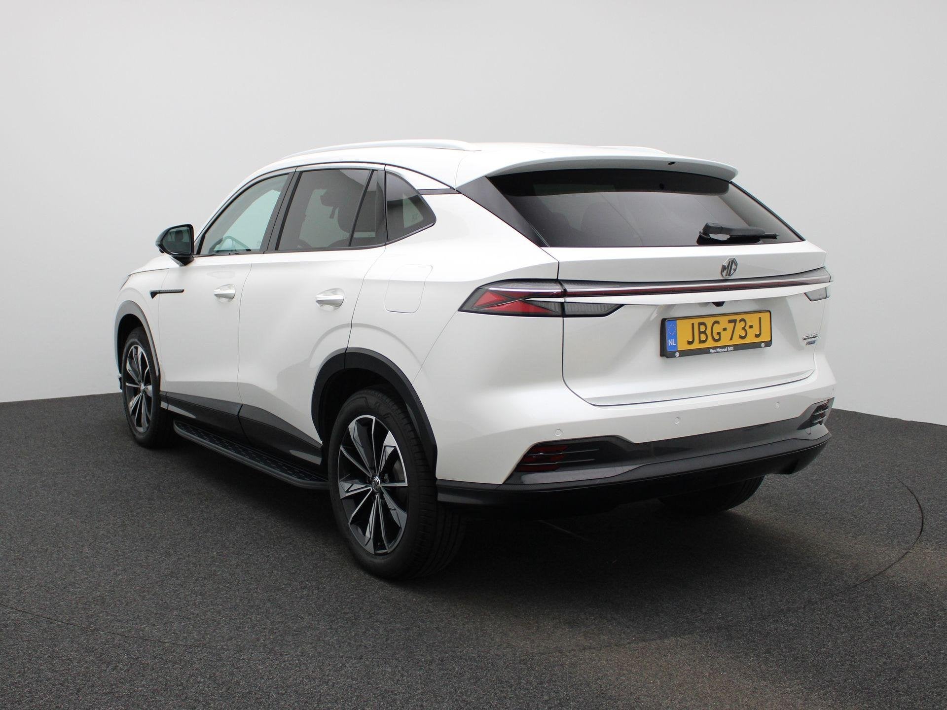 MG HS 1.5 PHEV 272pk Aut. Luxury, 12 maanden, Stof, Gebruikt, 4 cilinders