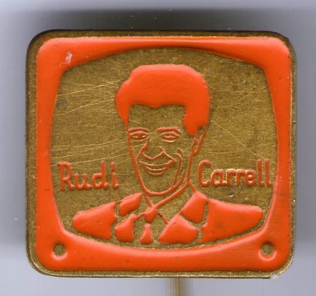 Rudi Carrell showmaster oranje op koper speldje ( R_079), Ophalen of Verzenden, Nieuw, Figuurtje, Speldje of Pin