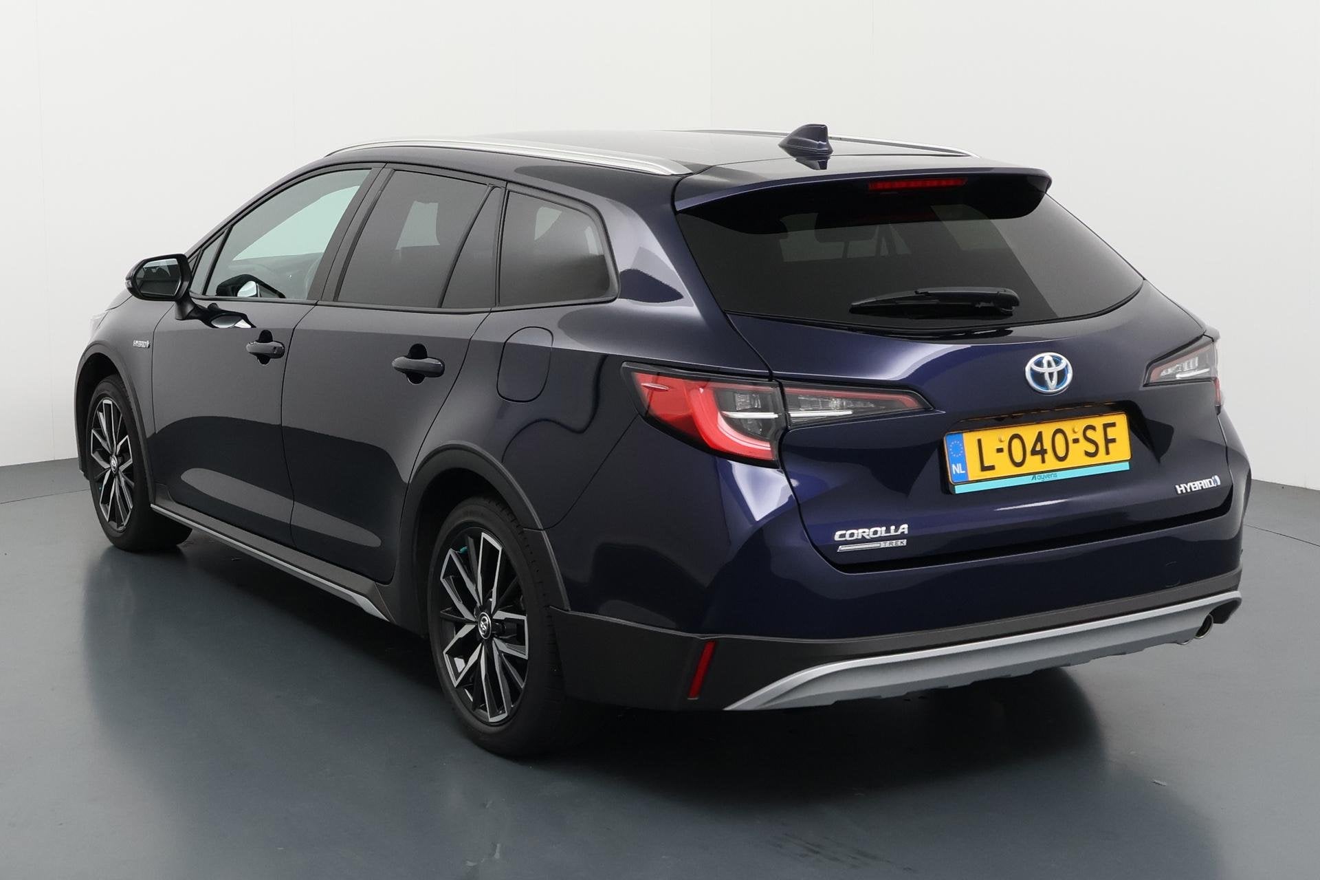 Foto 8 van Toyota Corolla Touring Sports 2.0 Hybrid Trek Zuinige hybrid