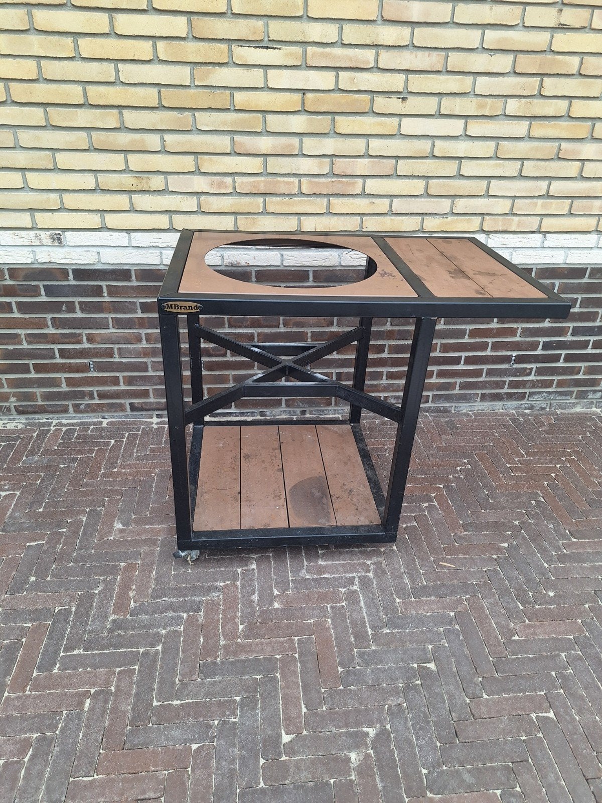BBQ Tafel voor Medium Kamado - Zwart Staal, Ophalen, Gebruikt, Houtskool, Onbekend