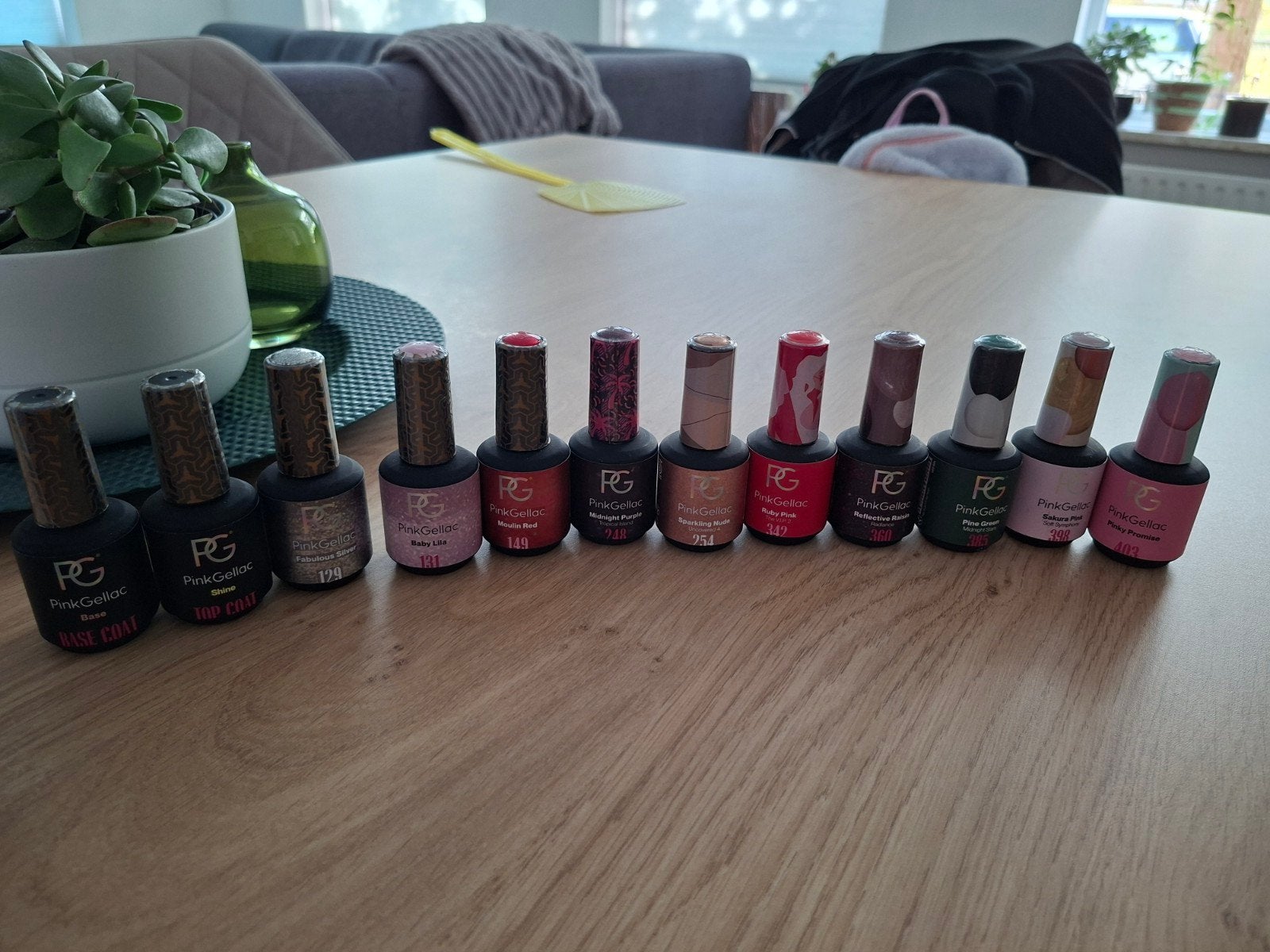 Pink Gellac gellak set - Base, Top Coat en 11 kleuren, Overige kleuren, Ophalen of Verzenden, Zo goed als nieuw, Handen en Nagels