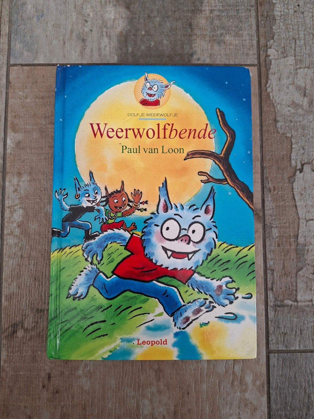 Dolfje Weerwolfje: Weerwolfbende - Paul van Loon, Ophalen of Verzenden, Gelezen, Paul van Loon, Fictie algemeen