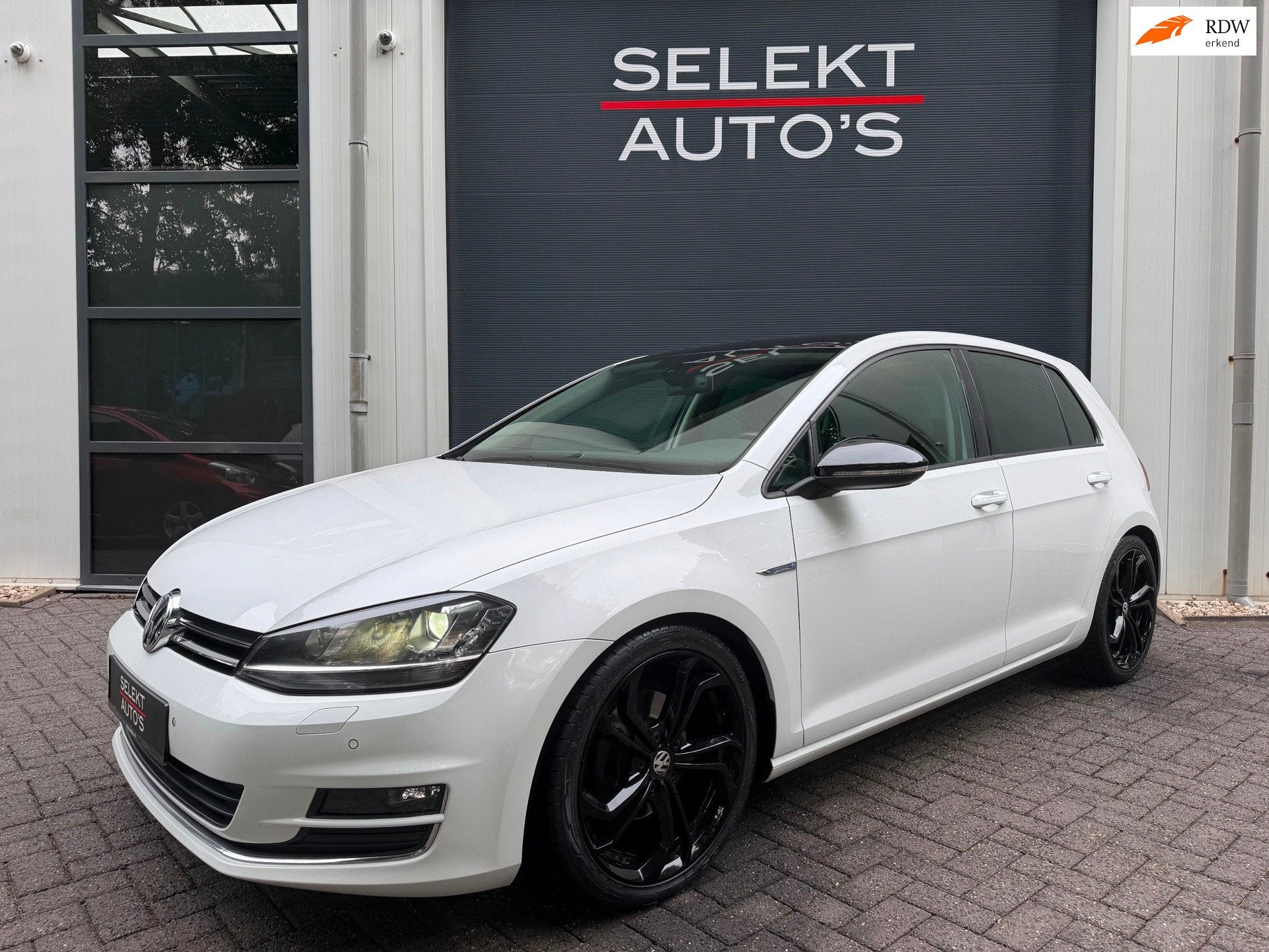 Volkswagen Golf 1.4 TSI Highline 122 Pk Xenon/LED/Leder/Mass, Voorwielaandrijving, Euro 5, Gebruikt, 4 cilinders