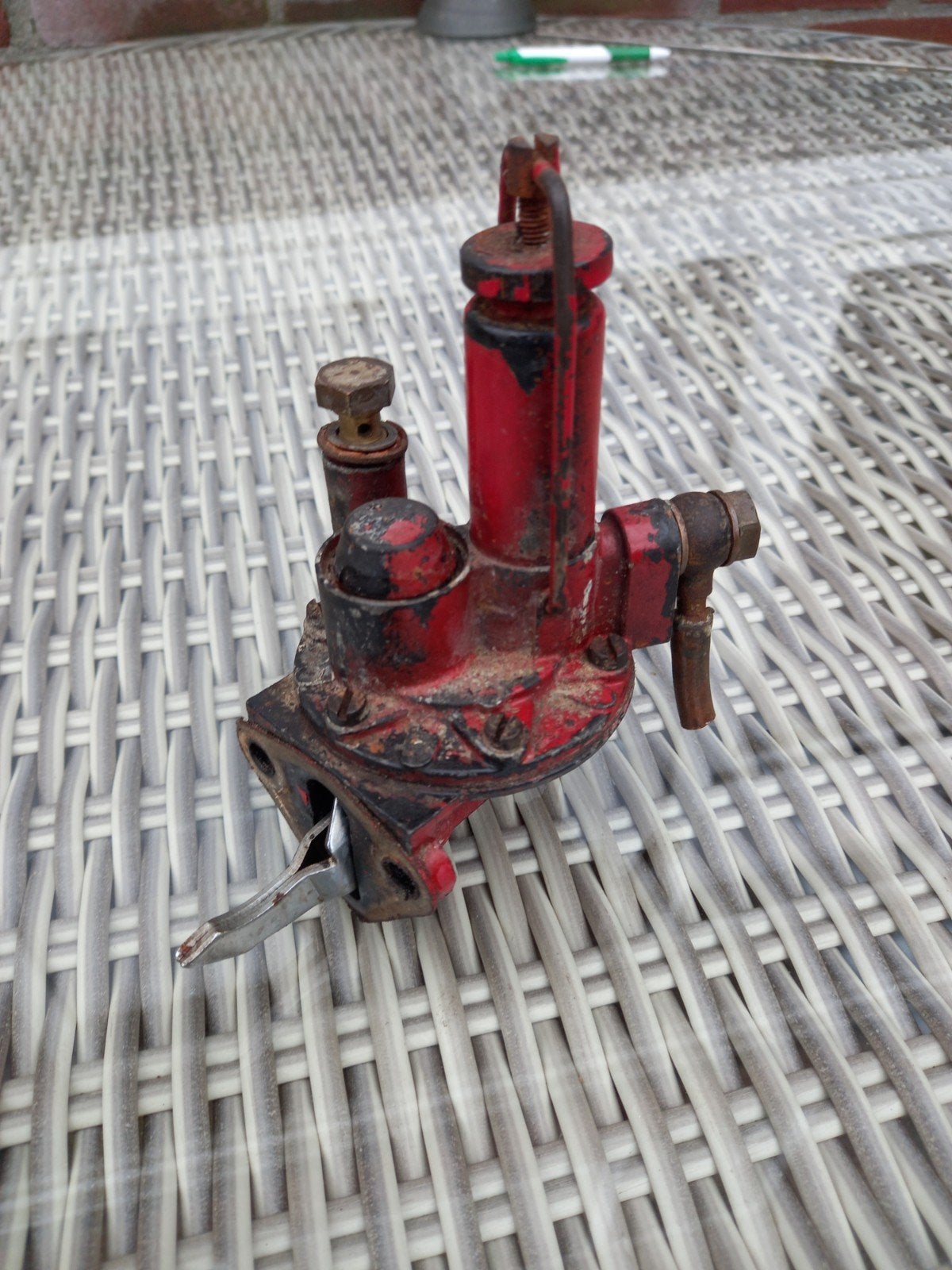 Renault Marine onderdelen, Ophalen