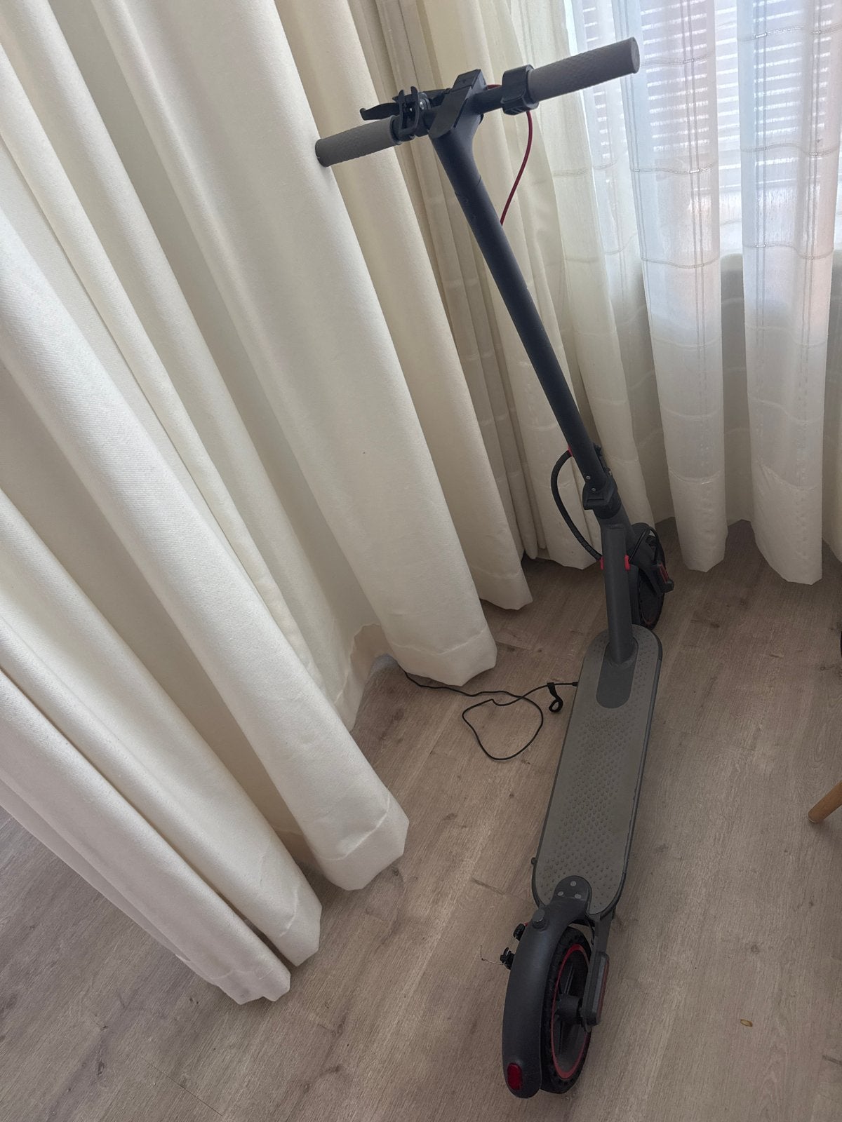 Xiaomi Mi Essential Elektrische Step - Goede staat, Fietsen en Brommers, Steps, Ophalen of Verzenden, Gebruikt, Elektrische step (E-scooter)