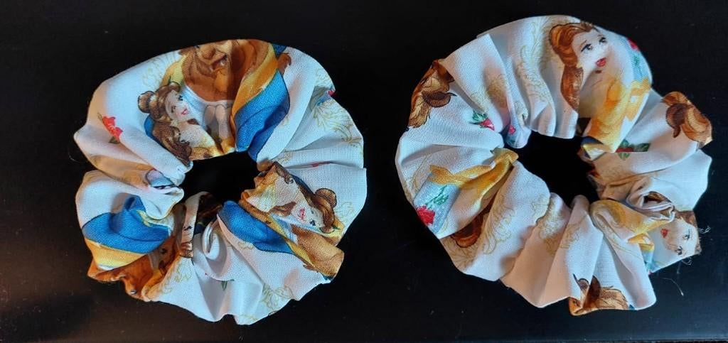nieuw- 2 scrunchie's Belle en het Beest, Kinderen en Baby's, Kindermode-accessoires, Nieuw, Ophalen of Verzenden