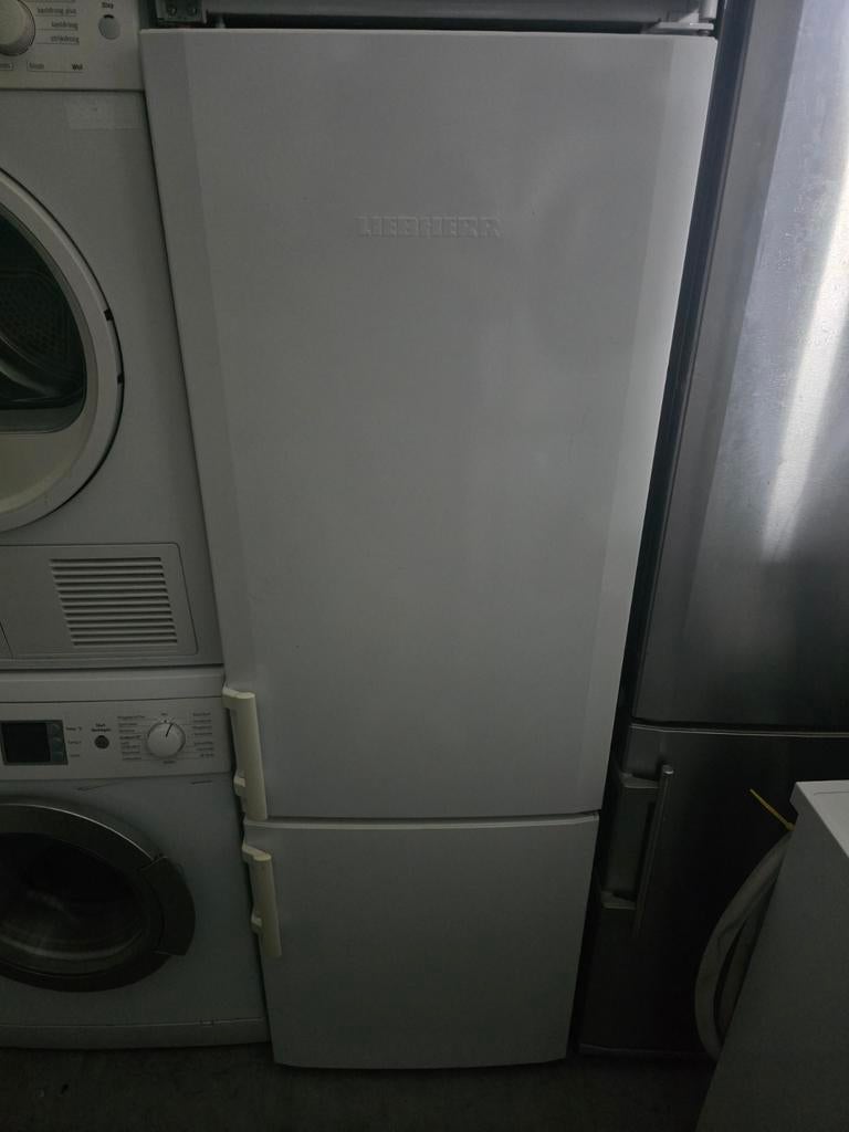 Keurige compacte Liebherr koelvriescombinatie! Garantie!🚚✅️, Zonder vriesvak, 200 liter of meer, Liebherr, Zo goed als nieuw