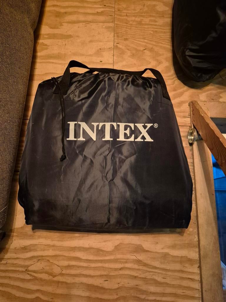 Intex 2-persoons luchtbed 1.52m breed, 2.03m lang, Ophalen of Verzenden