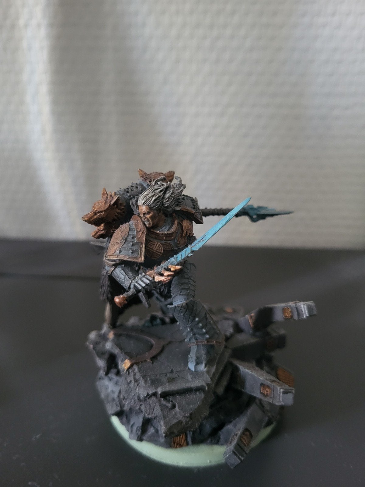 Leman Russ, primarch of SW, Horus Heresy/Warhammer 40k, Hobby en Vrije tijd, Wargaming, Gebruikt, Figuurtje(s), Warhammer, Ophalen of Verzenden