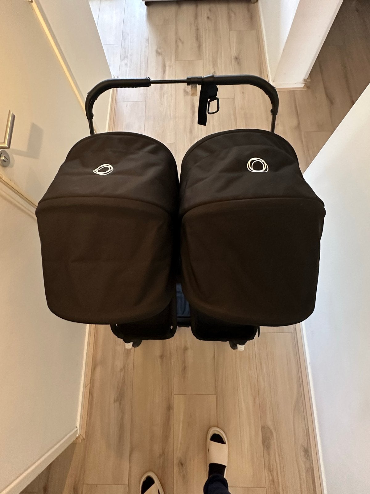 Bugaboo kinderwagen met 2 voetenzakken, verstelbaar, Kinderen en Baby's, Kinderwagens en Combinaties, Gebruikt, Ophalen, Kinderwagen