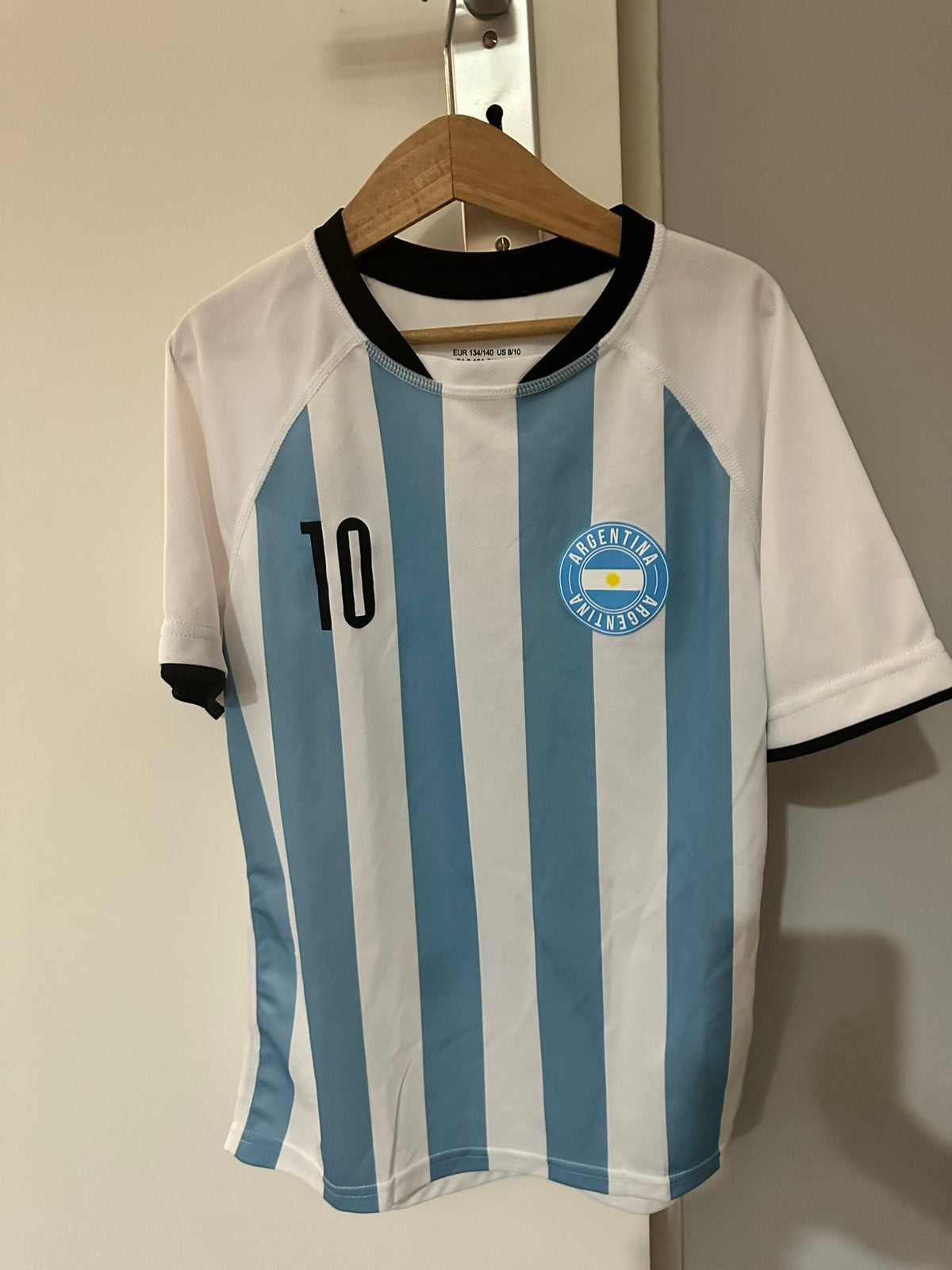 H&M Voetbalshirt Argentina maat 134, Ophalen of Verzenden, Nieuw, Jongen, Sport- of Zwemkleding