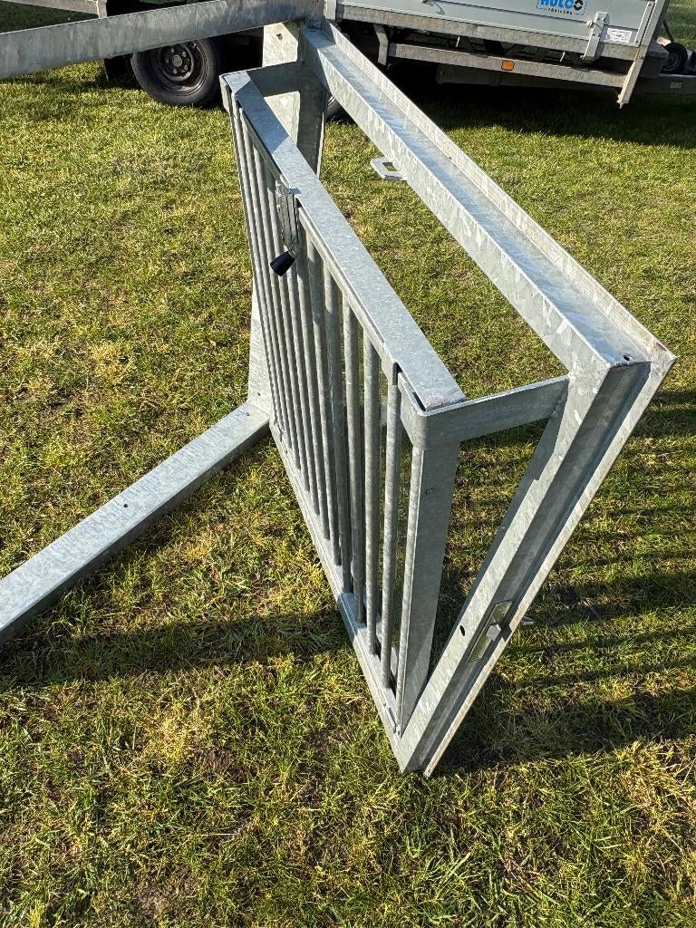 Stalraam draaikiep met tralies en veiligheidsglas, Dieren en Toebehoren, Stalling en Weidegang, Weidegang, 4 paarden of pony's of meer
