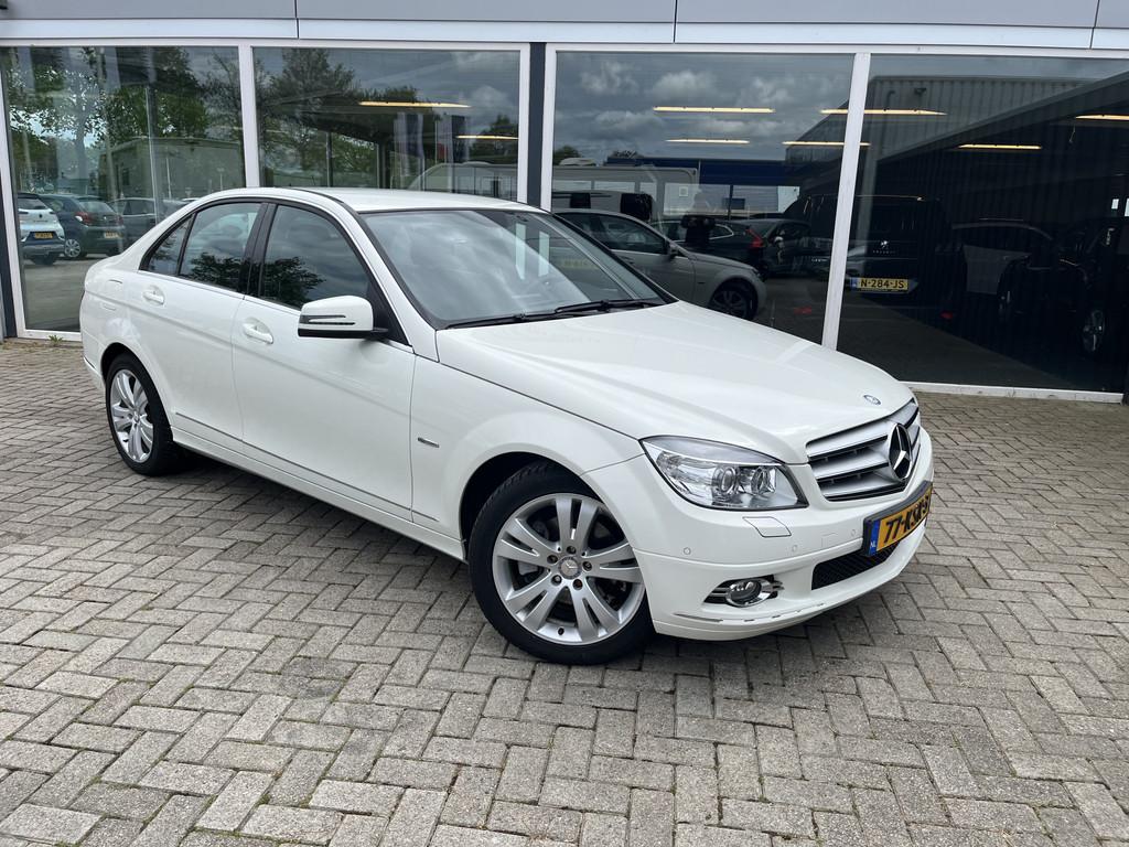 Mercedes-Benz C-Klasse 200 CGI BlueEFFICIENCY Avantgarde Xen, Euro 5, Achterwielaandrijving, 4 cilinders, Wit