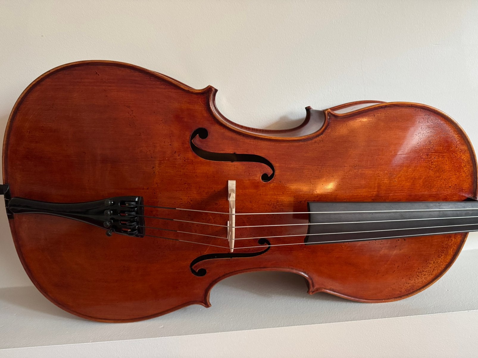 Stradivarius model cello met grote  fijnstemmer sleutels, Ophalen, Zo goed als nieuw