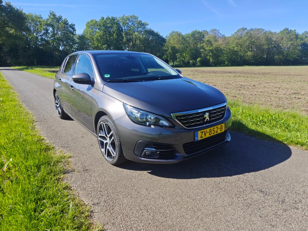 Peugeot 308 1.2 Puretech 130pk S&S 2018 Grijs, Auto's, Voorwielaandrijving, Zwart, 1199 cc, 1064 kg