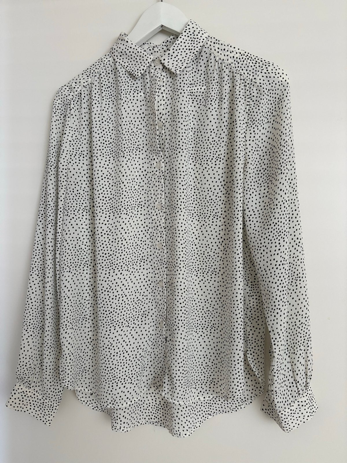 H&M blouse met stippen - Maat 36 (S), Ophalen of Verzenden, Zo goed als nieuw, Maat 36 (S), Wit
