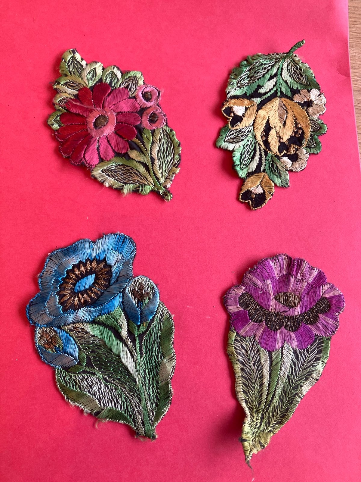 Turmac tabakszijdjes - Geborduurde bloemen, Ophalen of Verzenden, Gebruikt