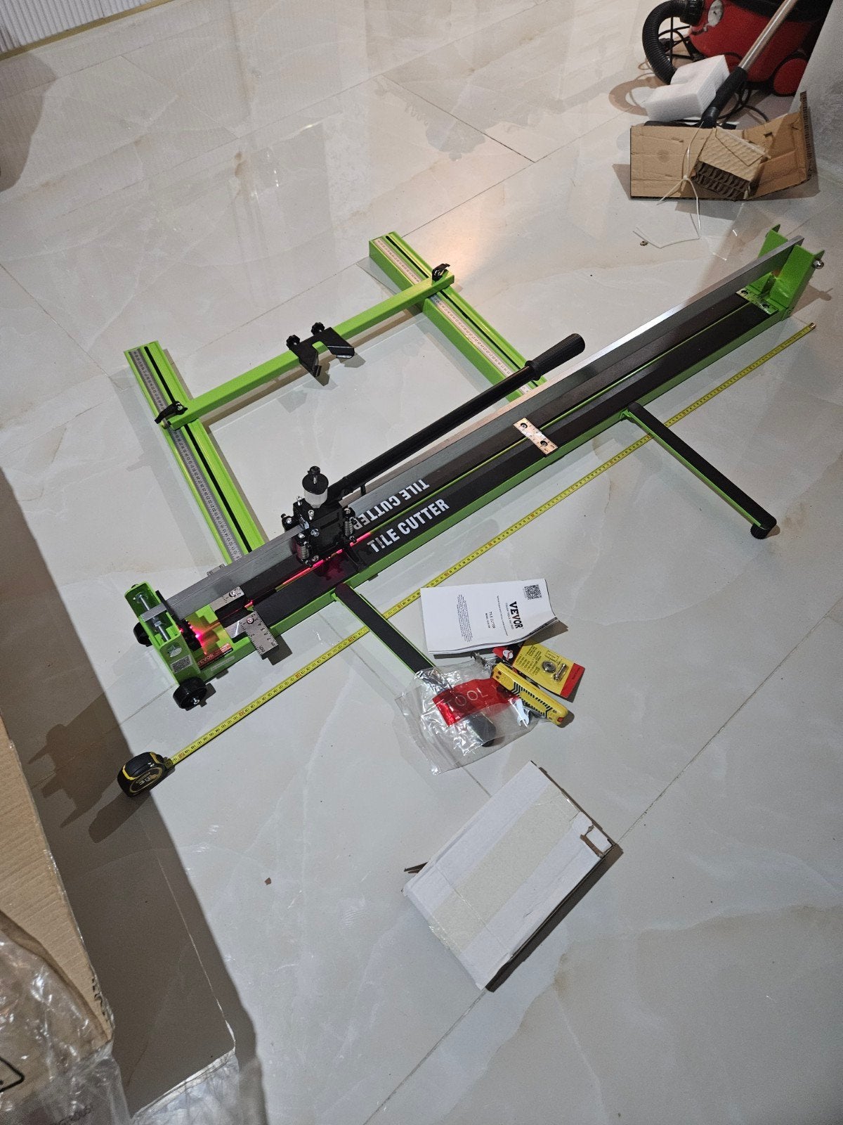 Tegelsnijder 1200mm met lasergeleiding, Ophalen of Verzenden, Zo goed als nieuw