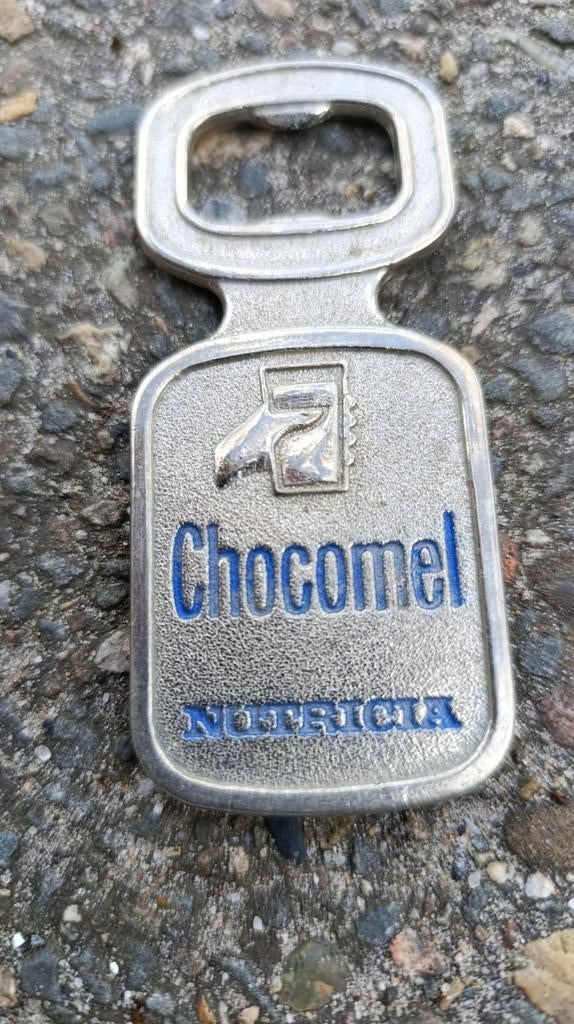 Vintage Nutricia Chocomel opener, nieuwstaat, Verzamelen, Merken en Reclamevoorwerpen, Ophalen of Verzenden, Zo goed als nieuw