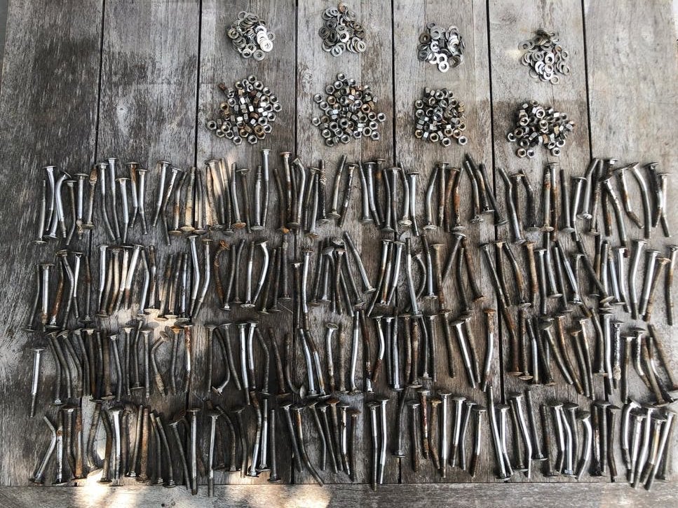 Partij gebruikte kromme slotbouten rvs, moeren, ringen, Ophalen, 100 tot 250 mm, Gebruikt, Rvs
