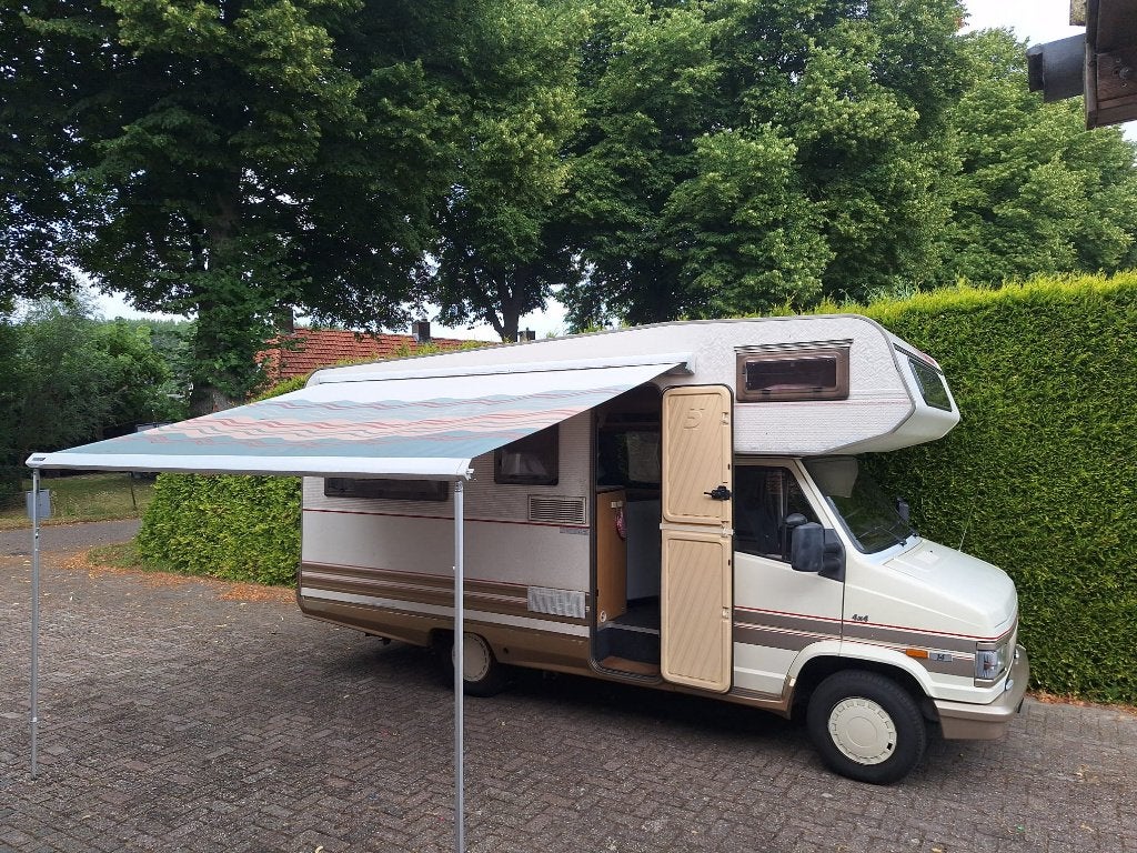 Gezellige Fiat Ducato camper – APK 2028, Caravans en Kamperen, Campers, Reservewiel, Alkoof, Fiat, Treinzit