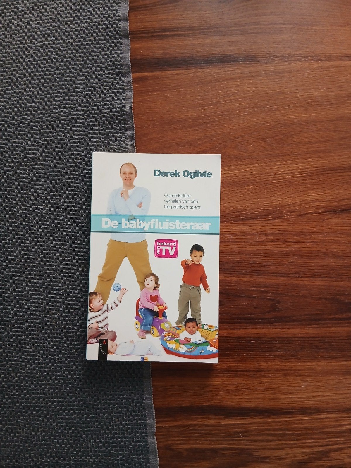 D. Ogilvie - De babyfluisteraar, Ophalen of Verzenden, Zo goed als nieuw, Fictie algemeen