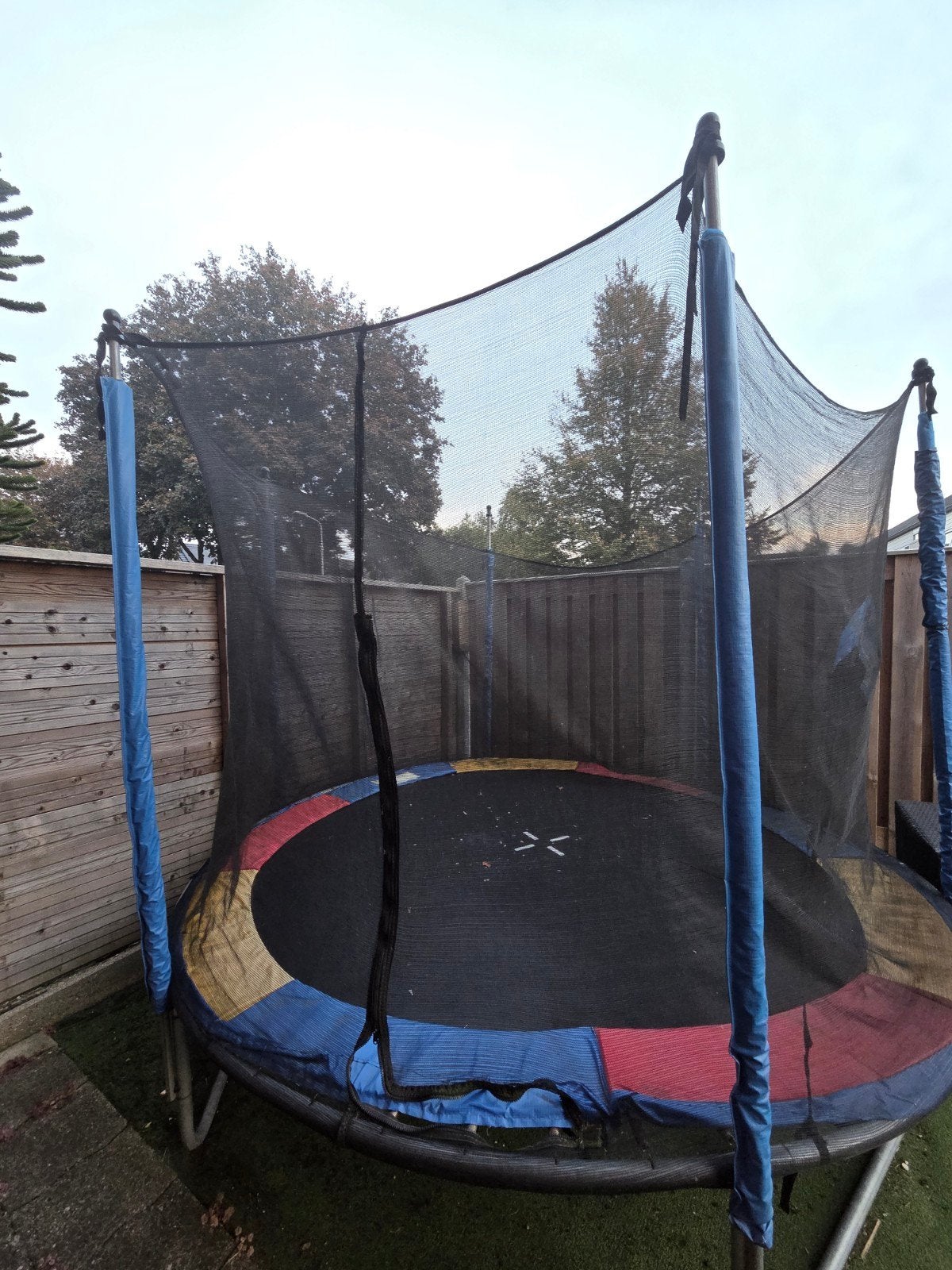 trampoline 244, Ophalen, Gebruikt