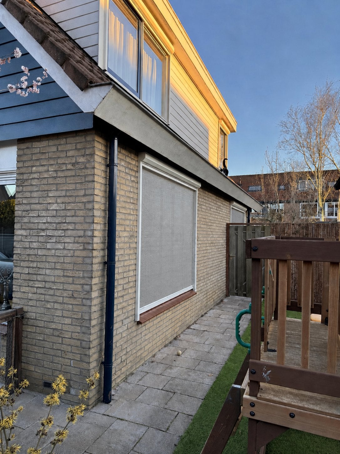 3 elektrische screens 221 cm – Somfy + afstandsbediening, Doe-het-zelf en Verbouw, Rolluiken, Ophalen, Gebruikt, Wit, 200 cm of meer