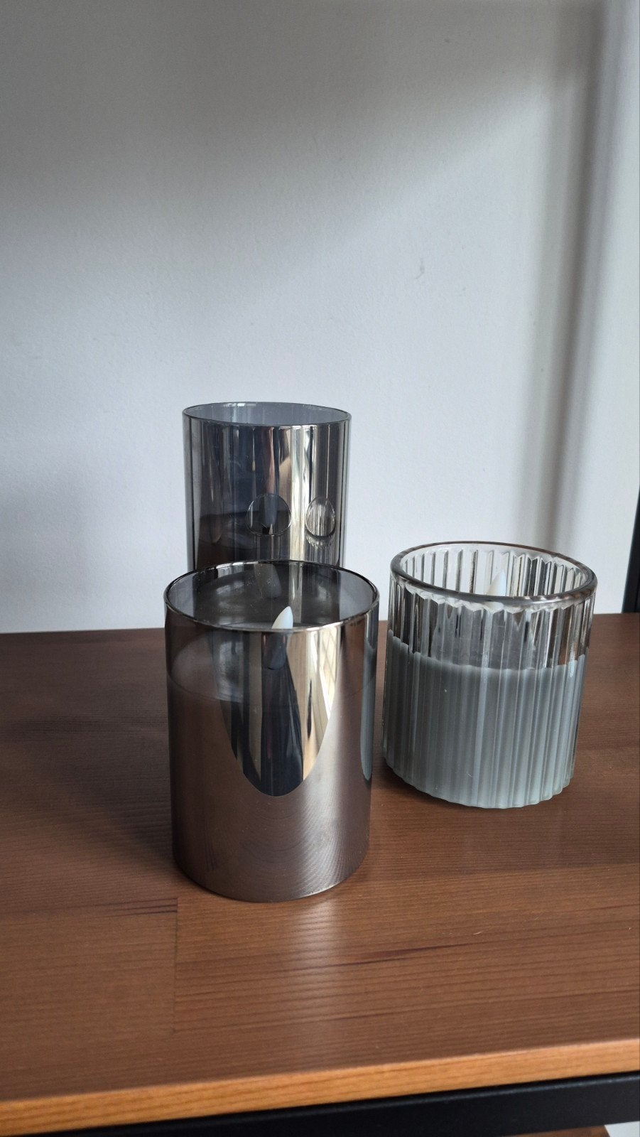 Set van 3 LED kaarsen in glazen houders, Ophalen of Verzenden, Grijs, Kaars, Glas