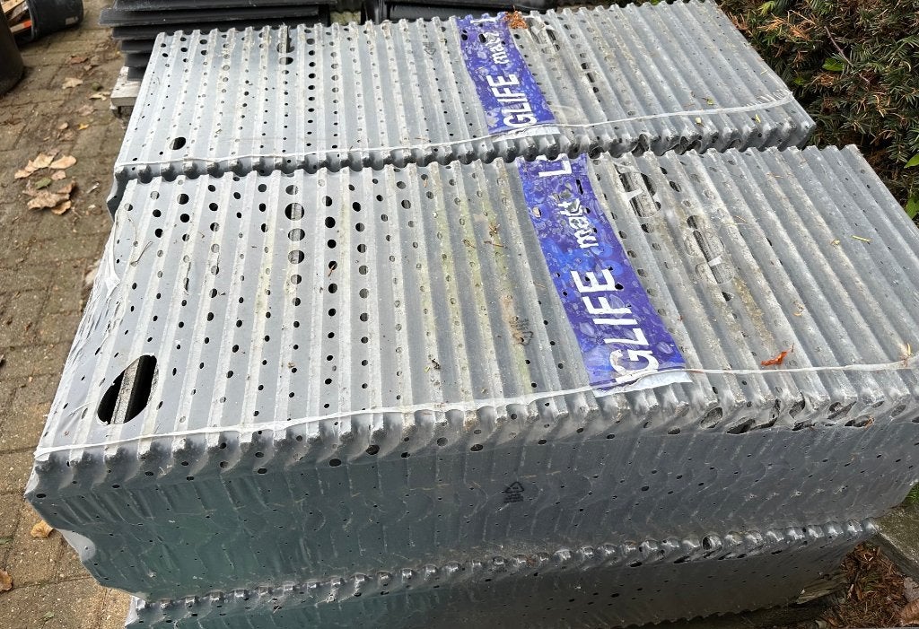 dakpan Nelskamp zwart, Ophalen, Steen of Klei, Zwart, Nieuw